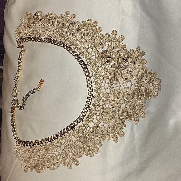 Jewelry - Beautiful necklace 😍